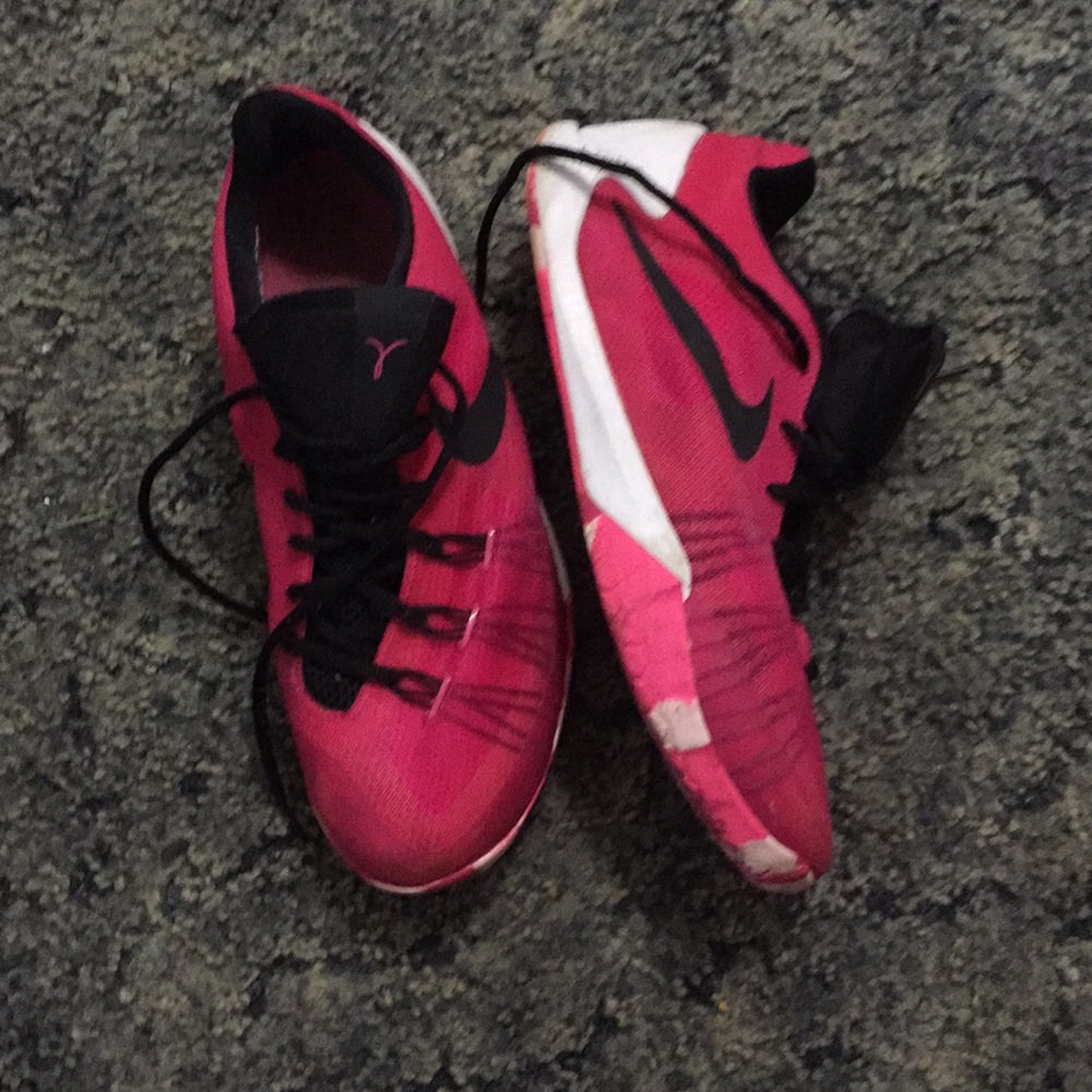 Nike Breast Cancer awareness shoes